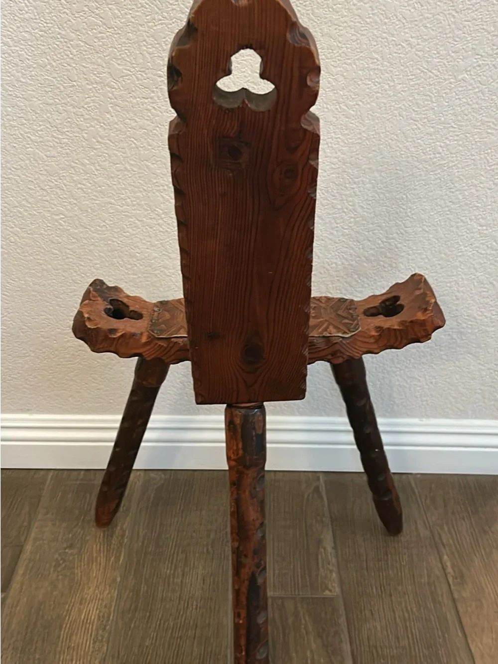 Spanish / Italian VTG Style Solid  Wood /Leather Ornate Tripod Birthing Chair